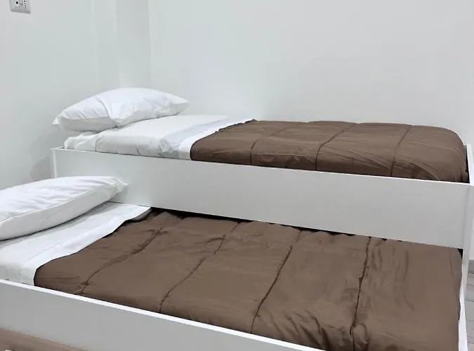 Glam Bed & Breakfast